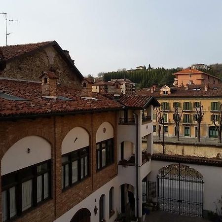 Albergo Leon D'Oro Dogliani Exterior foto